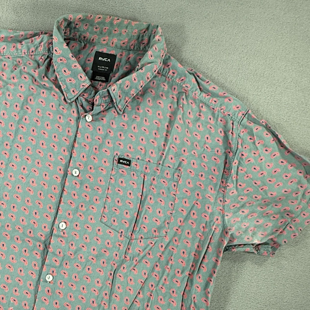 RVCA Men's Short Sleeve Button-Up Cotton/Viscose Size XL Grey Paisley Print
